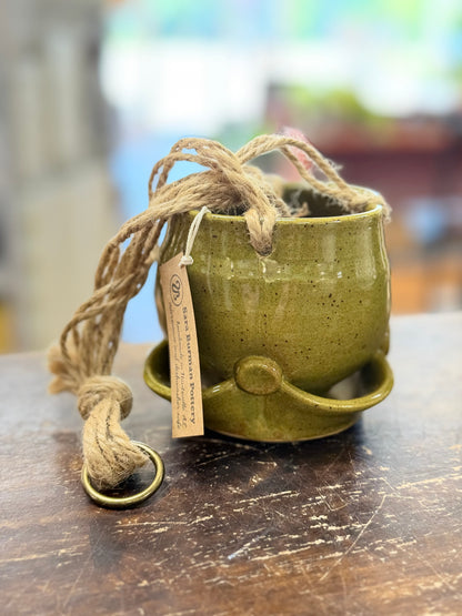 Sara Burman Pottery Consignment