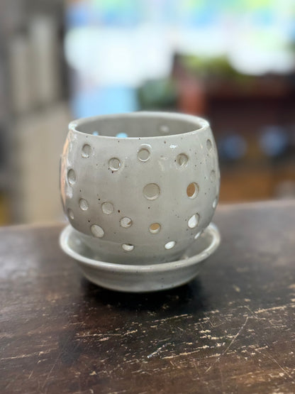 Sara Burman Pottery Consignment
